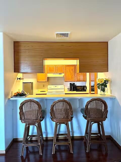 Bedroom bathroom and kitchen at Kona Joe Coffee - Photo 3