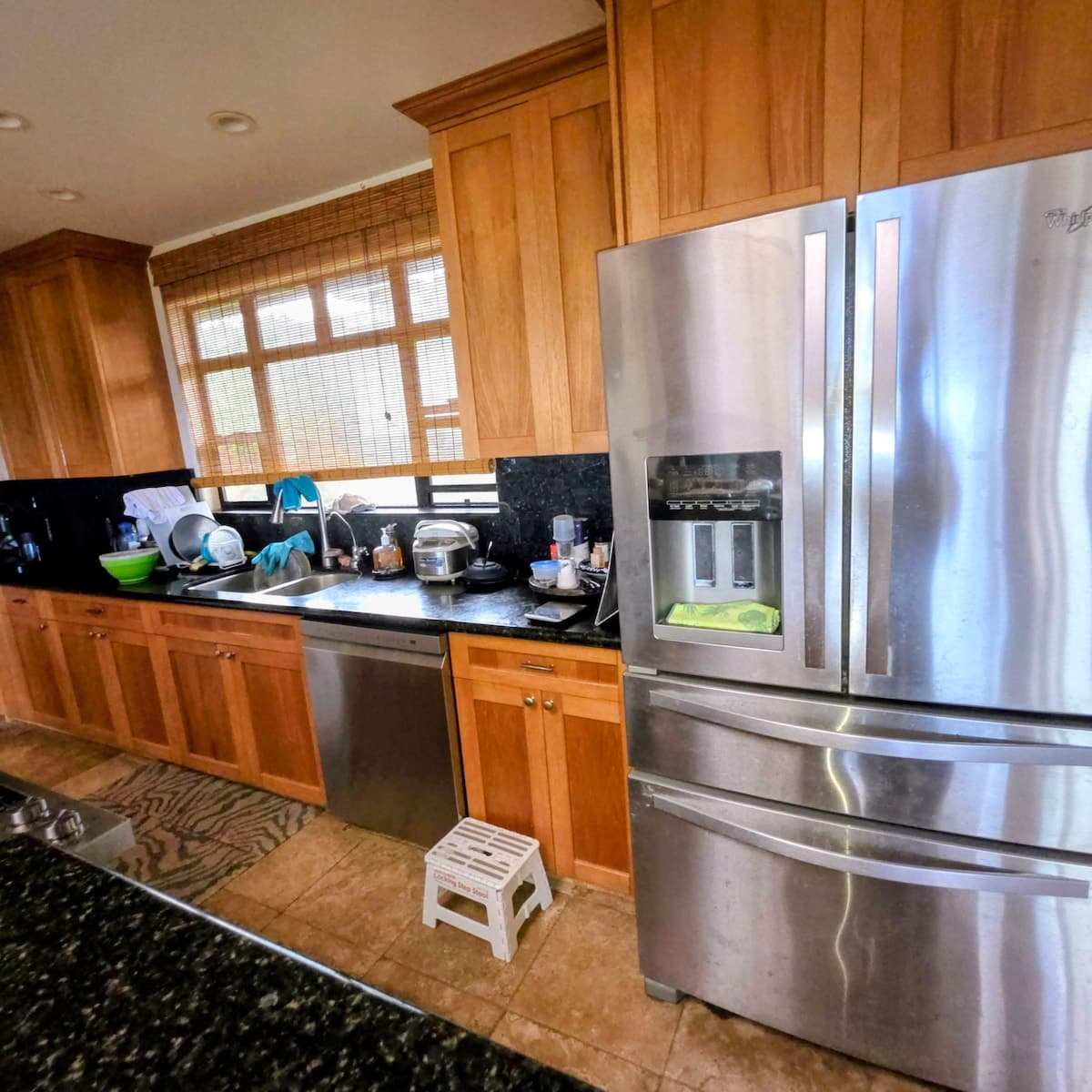 Home in Kailua-Kona · ★4.67 · 2 bedrooms · 3 beds · 1 private bath - Photo 3