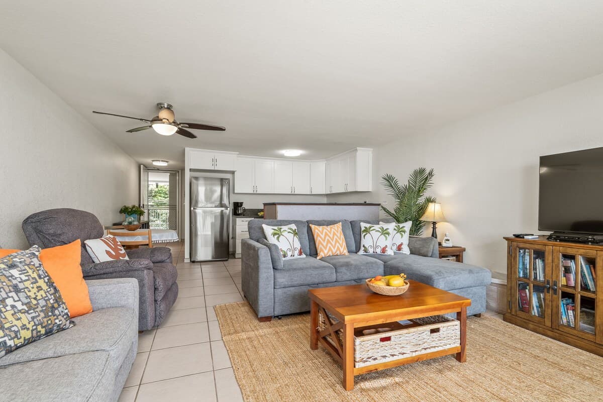 Condo in Hauula · ★4.82 · 1 bedroom · 4 beds · 1 private bath - Photo 5