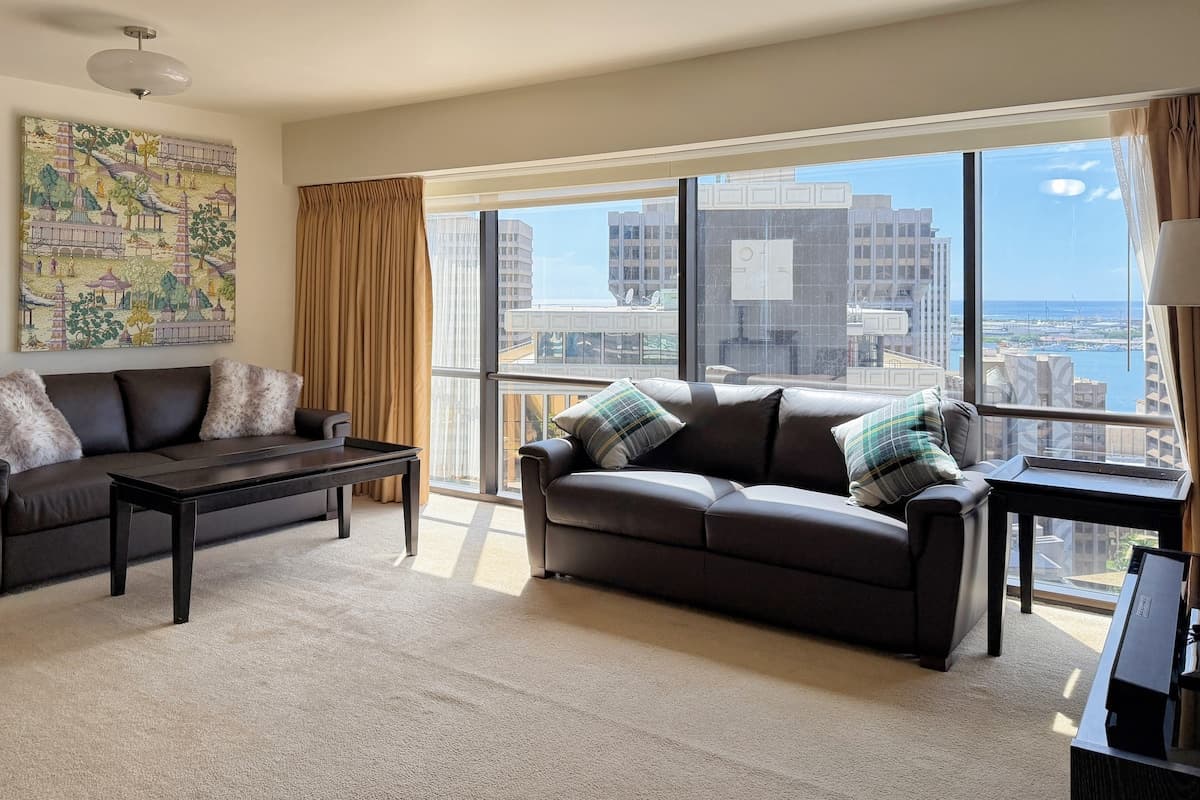 Oceanview Downtown Suite - Photo 3