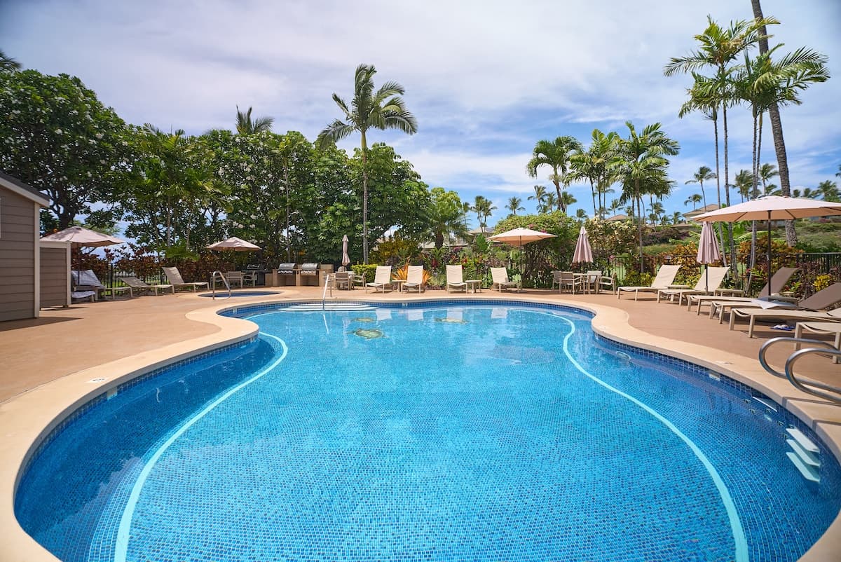 Condo in Kihei · ★4.67 · 1 bedroom · 2 beds · 2 baths - Photo 4