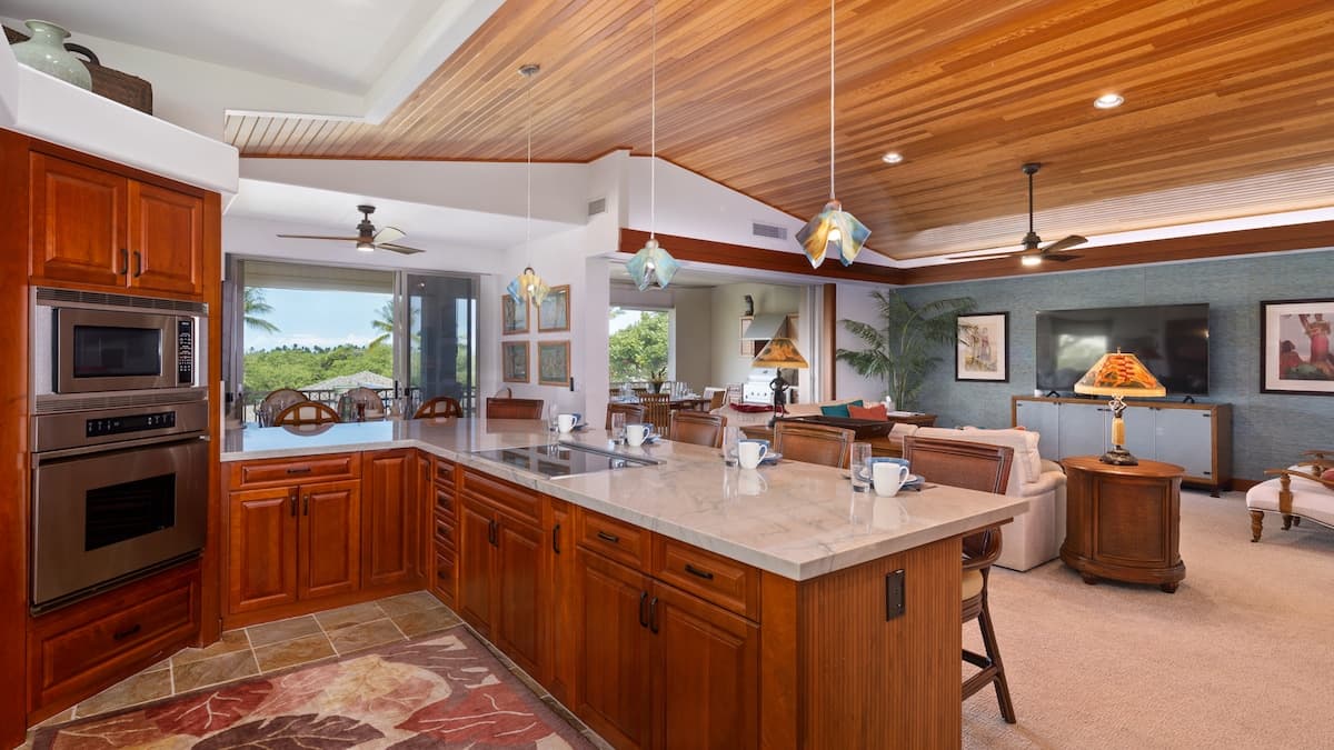 Home in Waimea · ★5.0 · 3 bedrooms · 4 beds · 3.5 baths - Photo 4