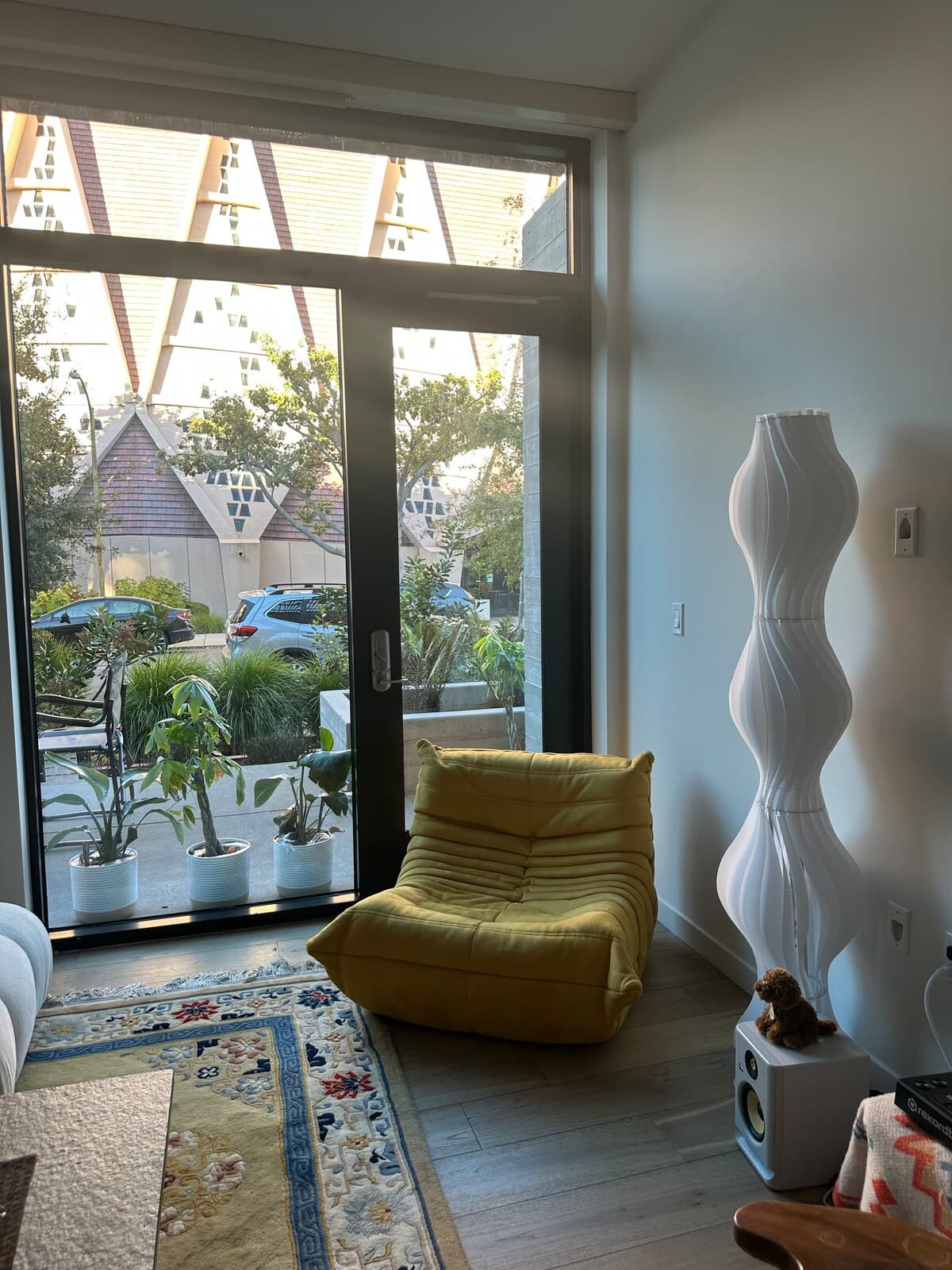 Garden Loft with Light and Vintage Furnitures - Photo 3