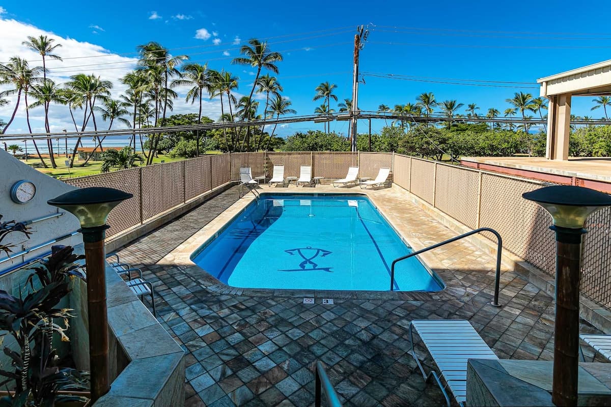 Condo in Kihei · ★4.78 · 1 bedroom · 2 beds · 1 bath - Photo 3