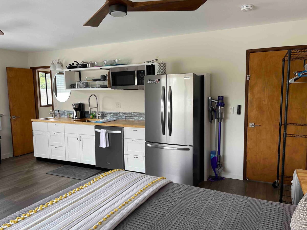 Heart of Waimea Studio – Walk Everywhere - Photo 2