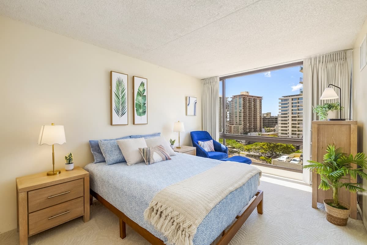 Modern Waikiki Hideaway Bright, Breezy & Beautiful - Photo 1