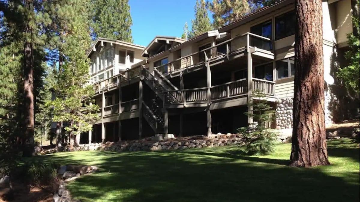 Home in Incline Village · 6 bedrooms · 6 beds · 5.5 private baths - Photo 2