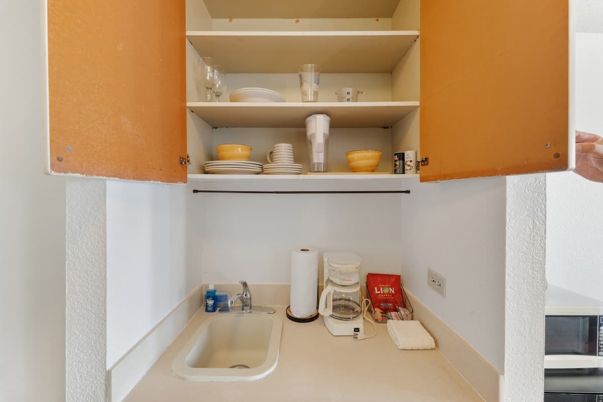 14F Cute Studio @ Inn On the Park - Photo 2