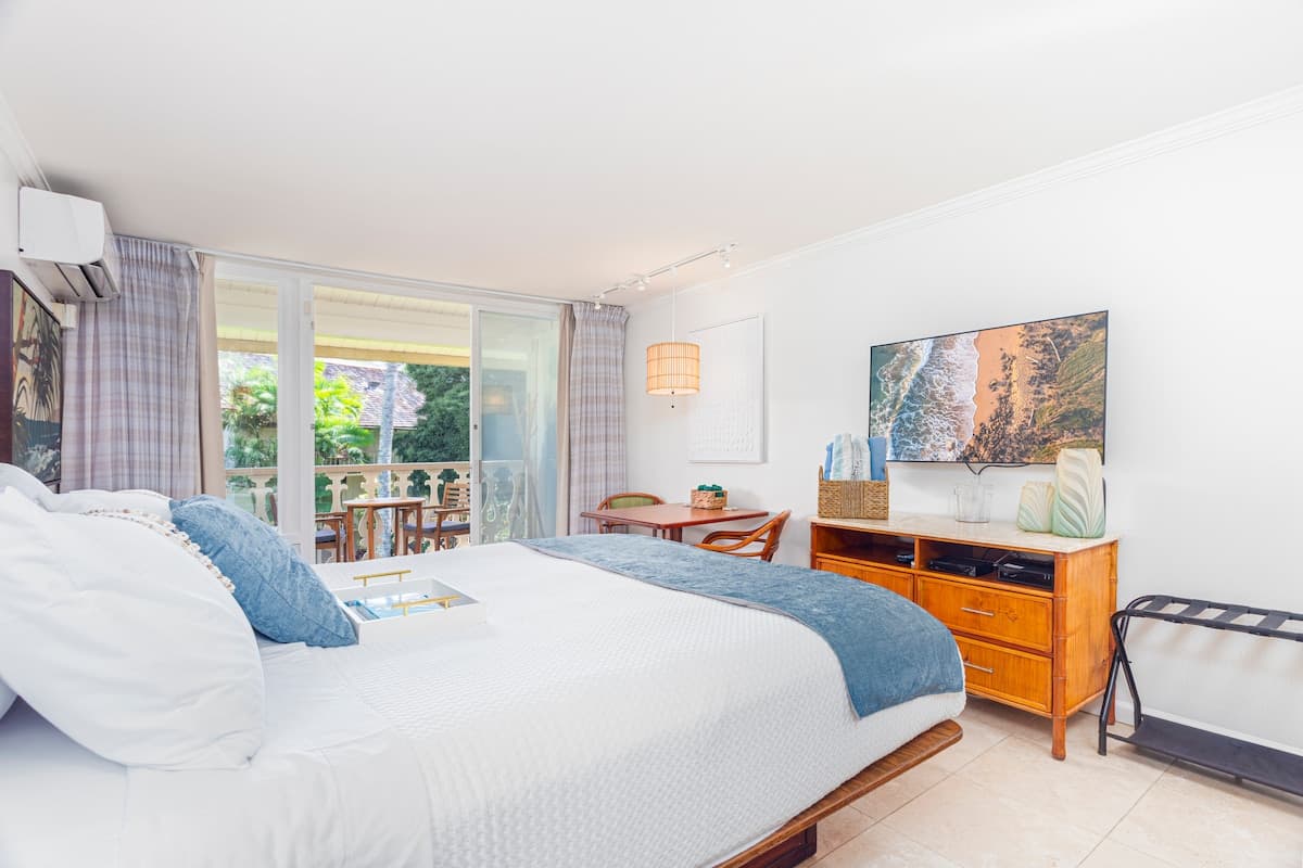 Condo in Kapaa · ★4.95 · 1 bedroom · 2 beds · 1 bath - Photo 5