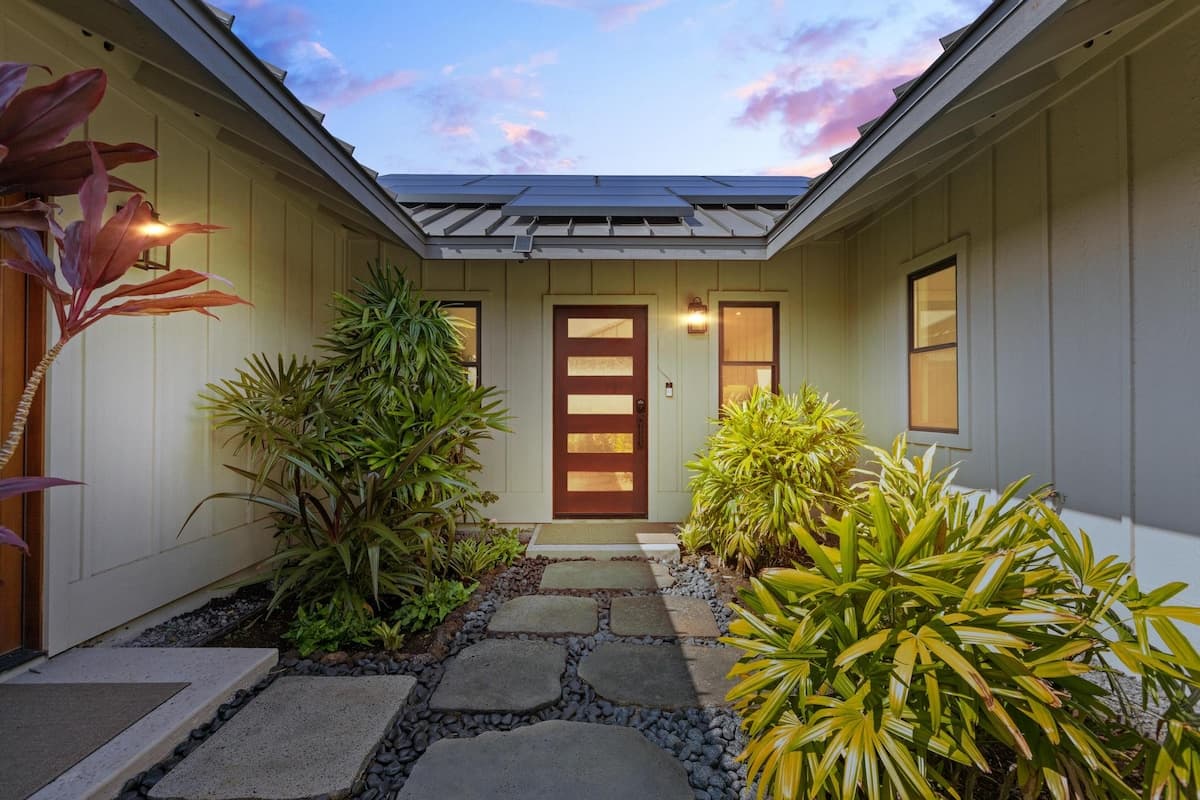 Home in Waikoloa Village · ★5.0 · 3 bedrooms · 6 beds · 3 private baths - Photo 3