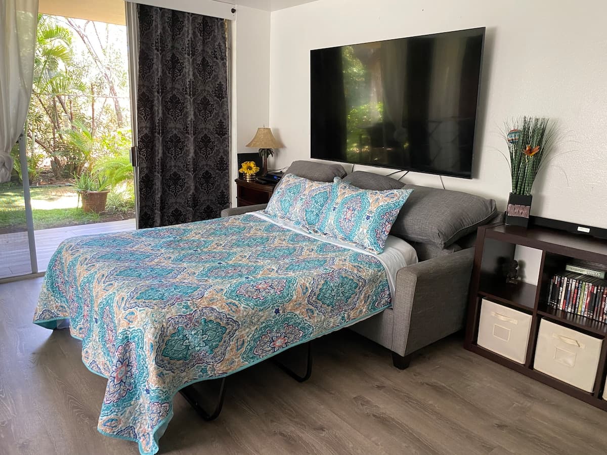 STEPS to BEACH, Kihei KAI NANI, pool, AC unit, BBQ - Photo 2