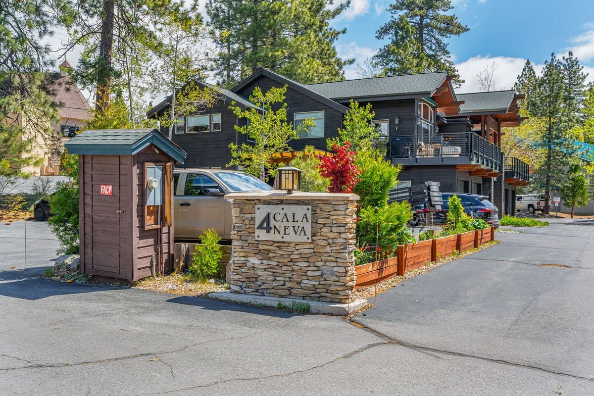 Condo in Incline Village · 2 bedrooms · 3 beds · 2 private baths - Photo 5