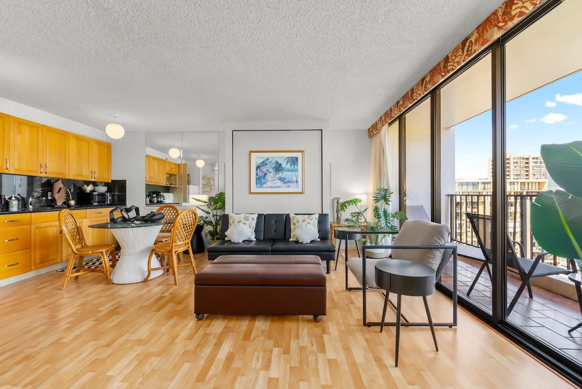 Ehu + Parking + Pool + Sleeps Up To 5 Guests! - Photo 2