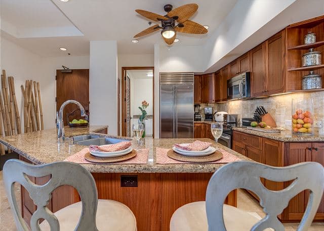 Hotel in Honolulu · ★5.0 · 2 bedrooms · 5 beds · 2.5 private baths - Photo 5