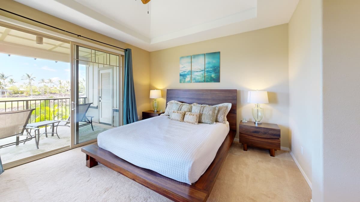 Home in Waimea · ★5.0 · 3 bedrooms · 4 beds · 3 private baths - Photo 1