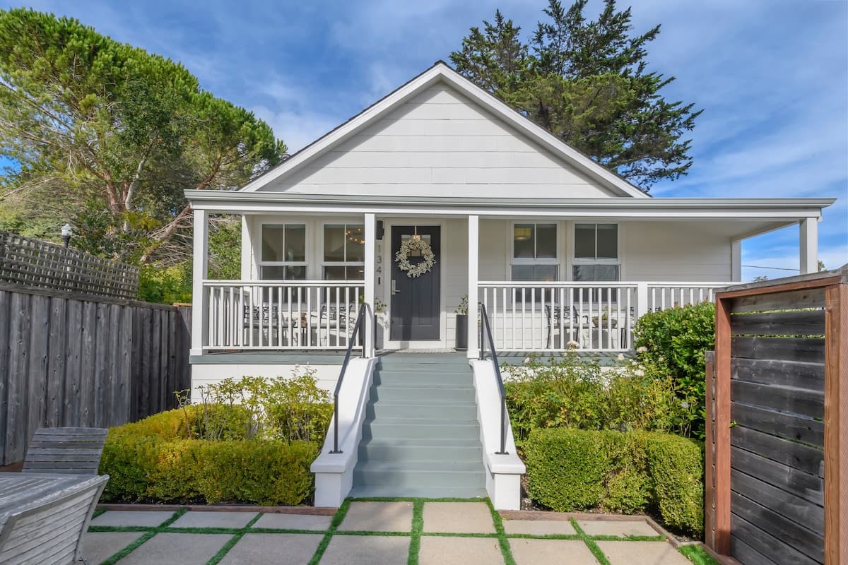 Corte Madera Home with Outdoor Lounge & Fire Table - Photo 1