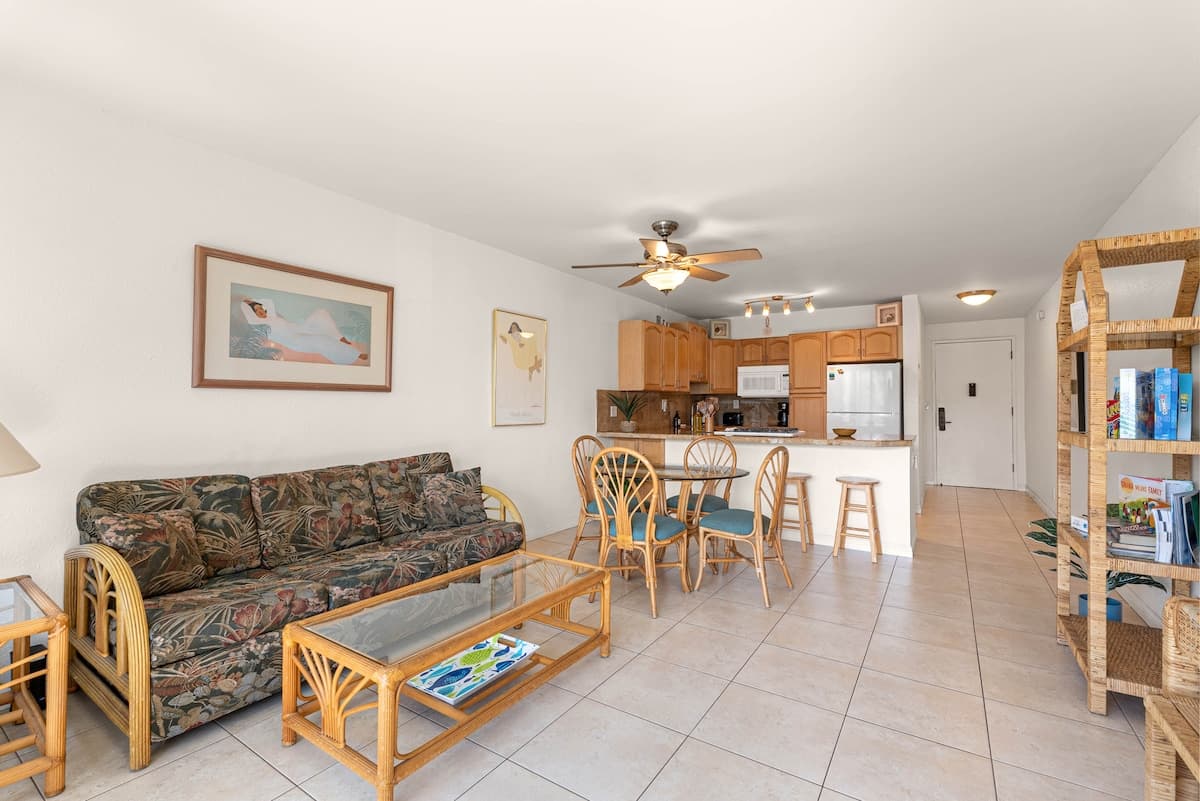 Condo in Kihei · ★5.0 · 1 bedroom · 2 beds · 1 private bath - Photo 3