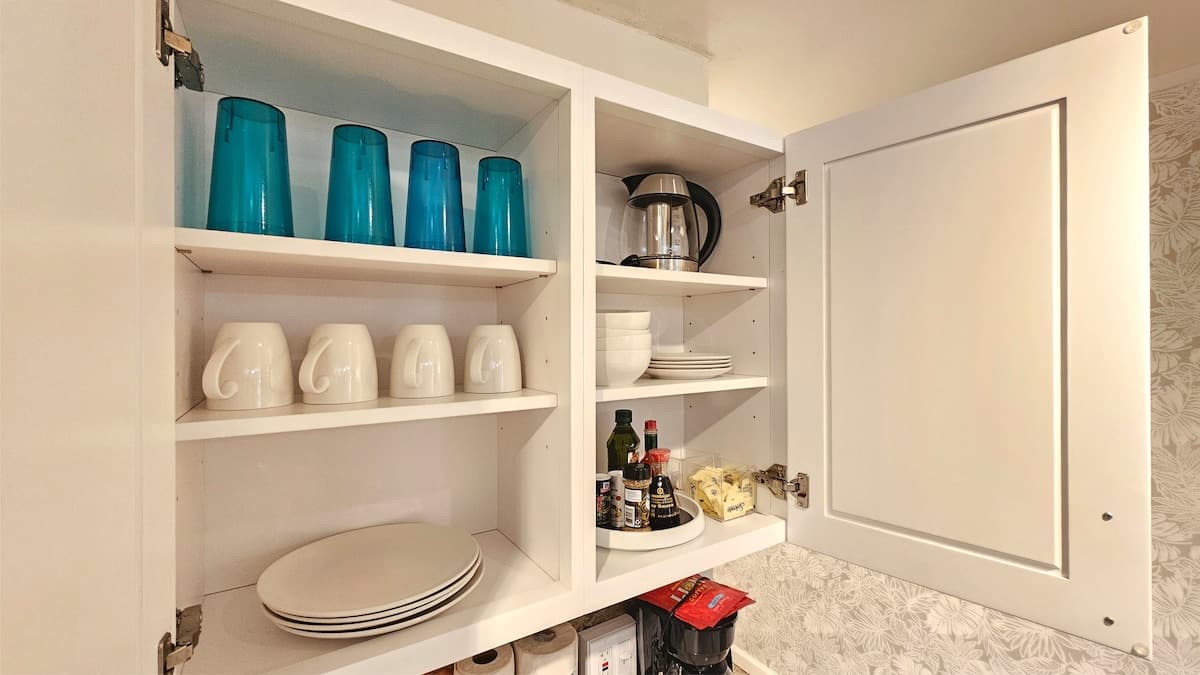 WG 901 | Relaxing Queen Suite in Waikīkī w/Kitchen - Photo 5