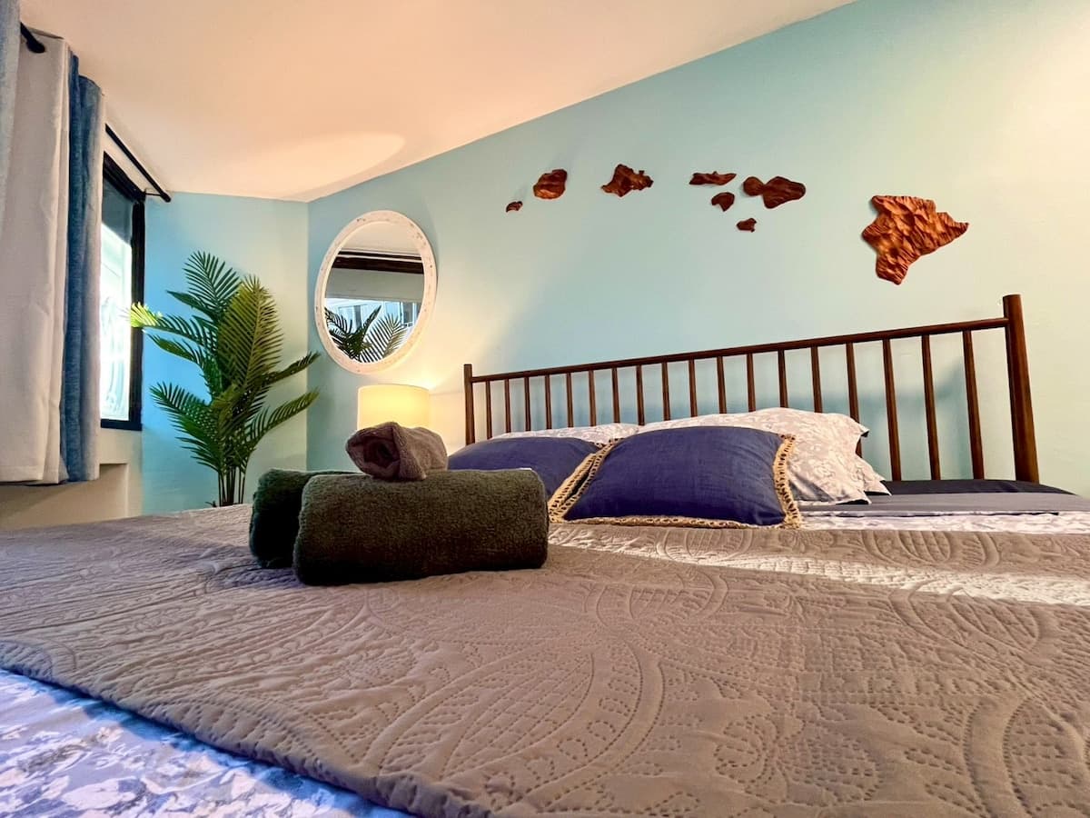 Condo in Honolulu · ★5.0 · Studio · 1 bed · 1 private bath - Photo 1