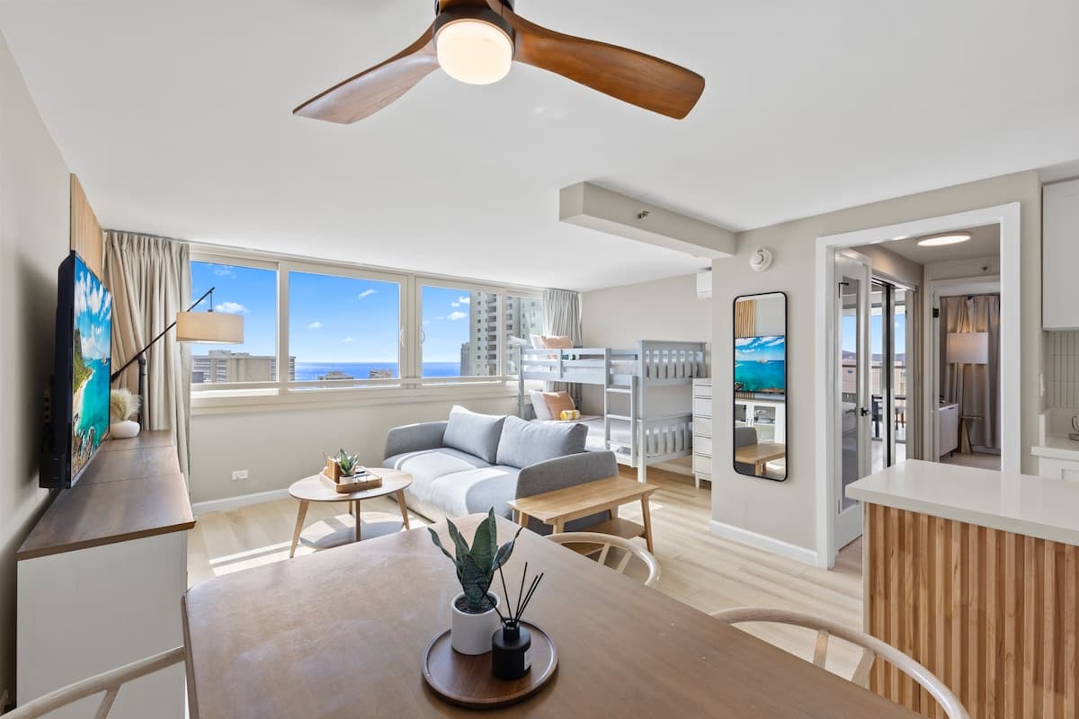 36F-Modern Upscale Ocean View 1BR-Waikiki Beach! - Photo 5