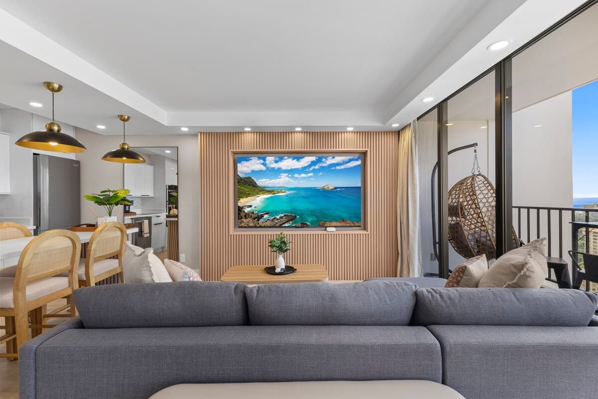 33F-Stunning Ocean View 1BR-Waikiki/Free Parking~ - Photo 3