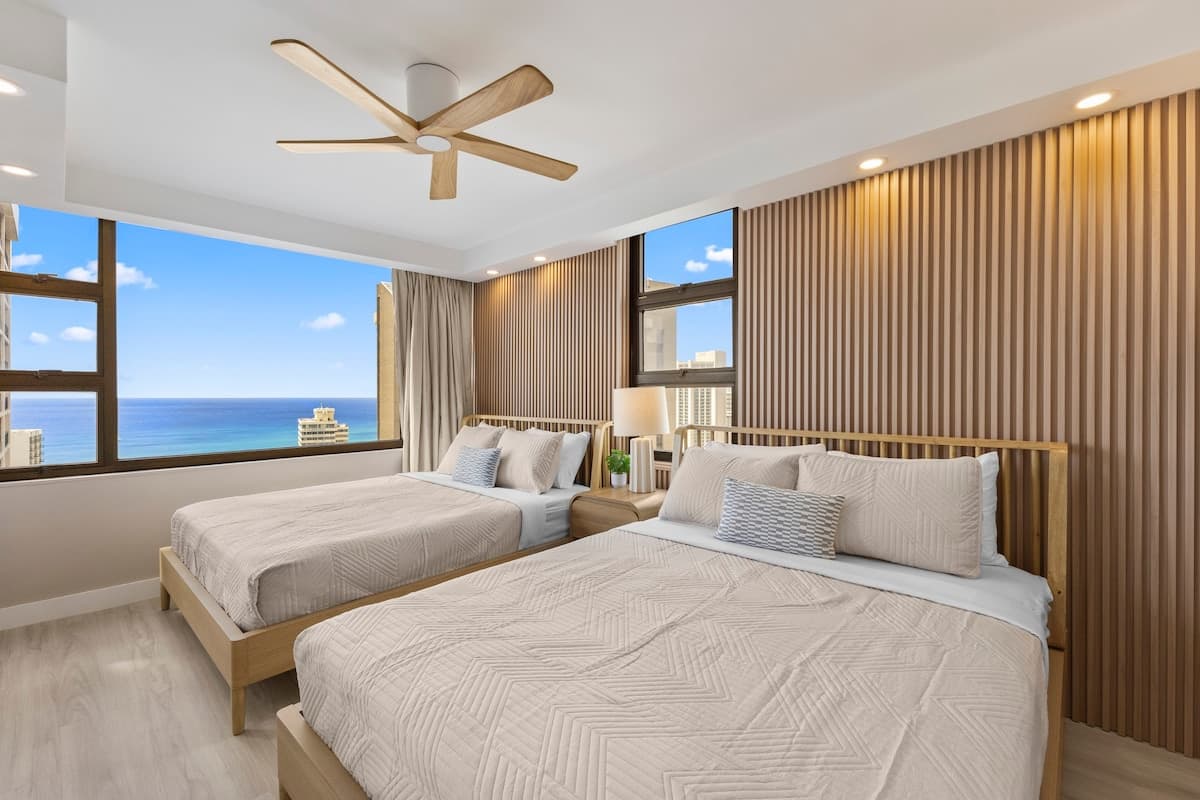 33F-Stunning Ocean View 1BR-Waikiki/Free Parking~ - Photo 1