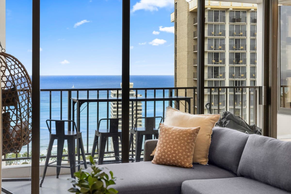 33F-Stunning Ocean View 1BR-Waikiki/Free Parking~ - Photo 5