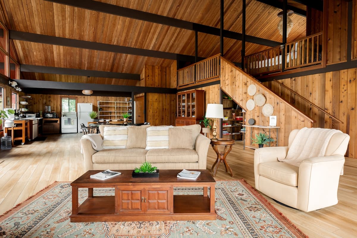 Cabin in Volcano · ★4.89 · 3 bedrooms · 4 beds · 3 private baths - Photo 1