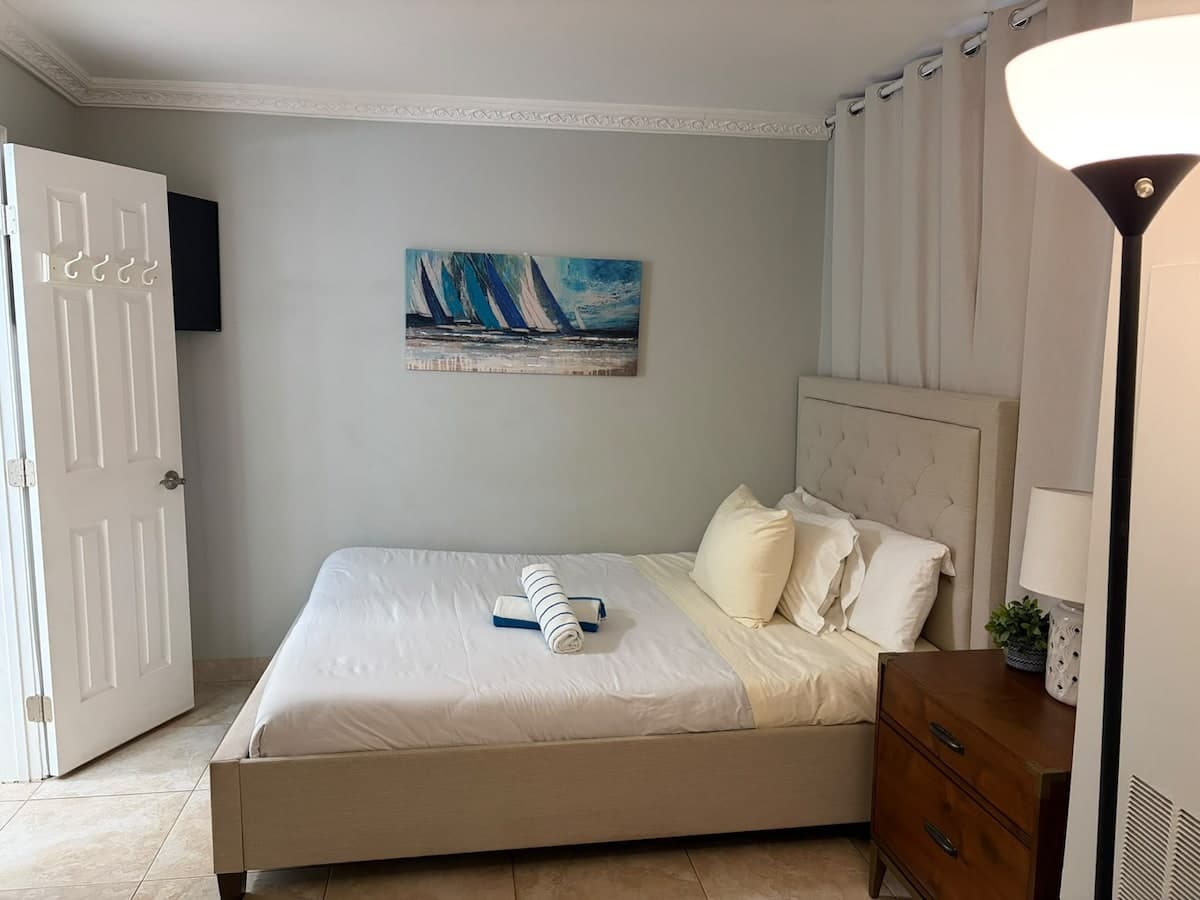 Home in Kihei · ★4.75 · 2 bedrooms · 3 beds · 2 baths - Photo 1