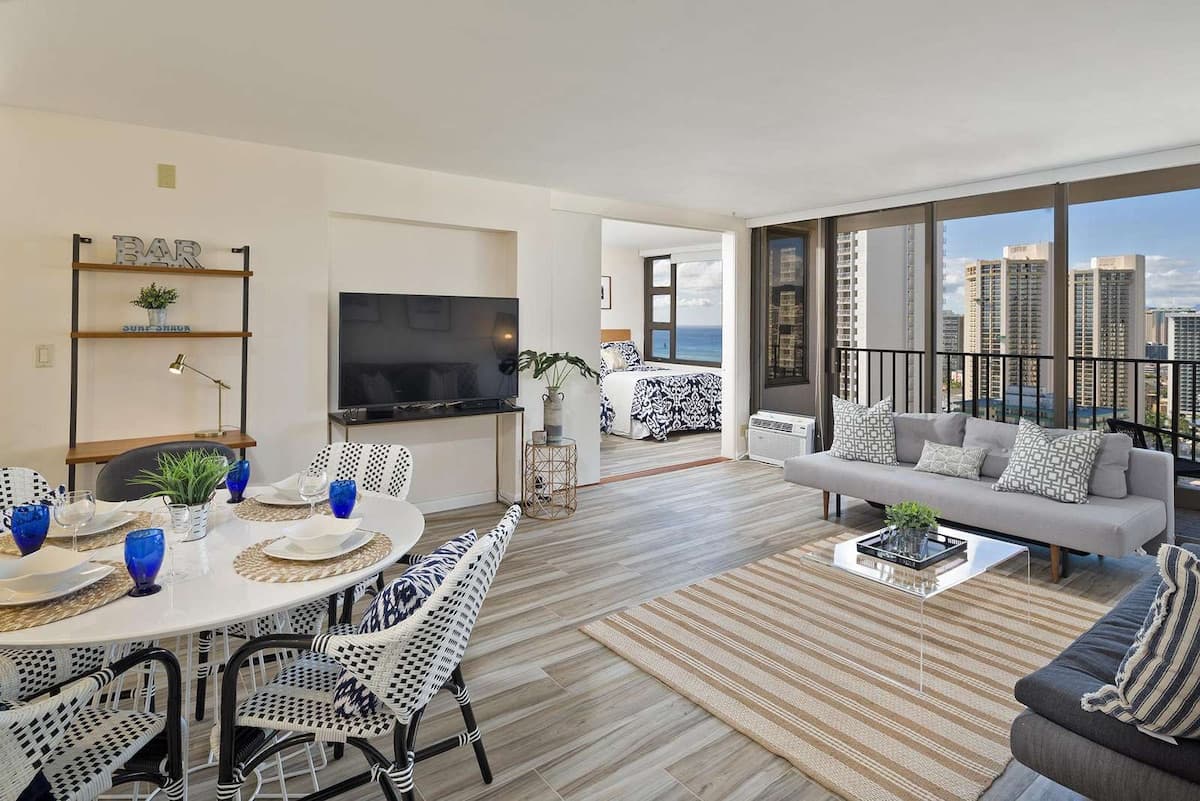 31st Fl Banyan | Parking | Partial-Ocean Views - Photo 4