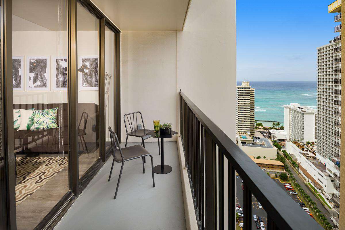 31st Fl Waikiki Banyan | Ocean View | Parking - Photo 3
