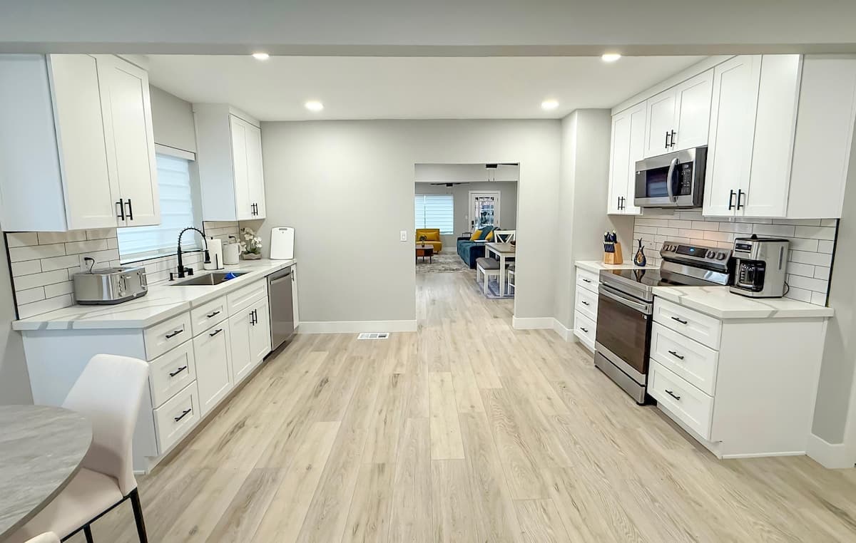 Stylish Remodeled Home Near R Street & Capitol - Photo 4