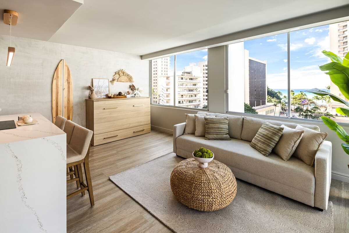 Waikiki Ocean View Retreat – Close to the Beach - Photo 5
