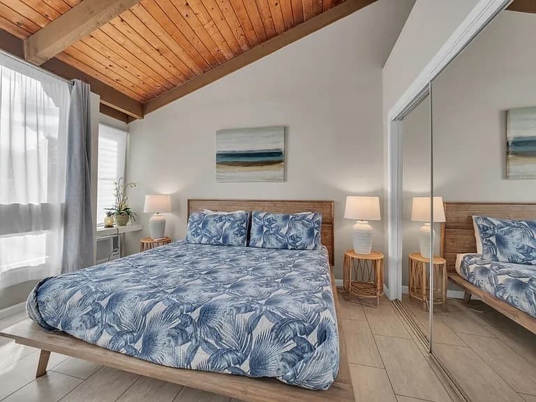 Kona Retreat • Ocean View, Pool & Walk to Beach - Photo 4