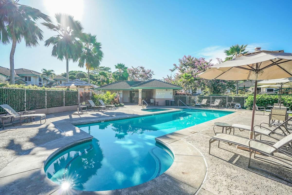 Townhouse in Princeville · ★4.57 · 3 bedrooms · 3 beds · 3 private baths - Photo 1