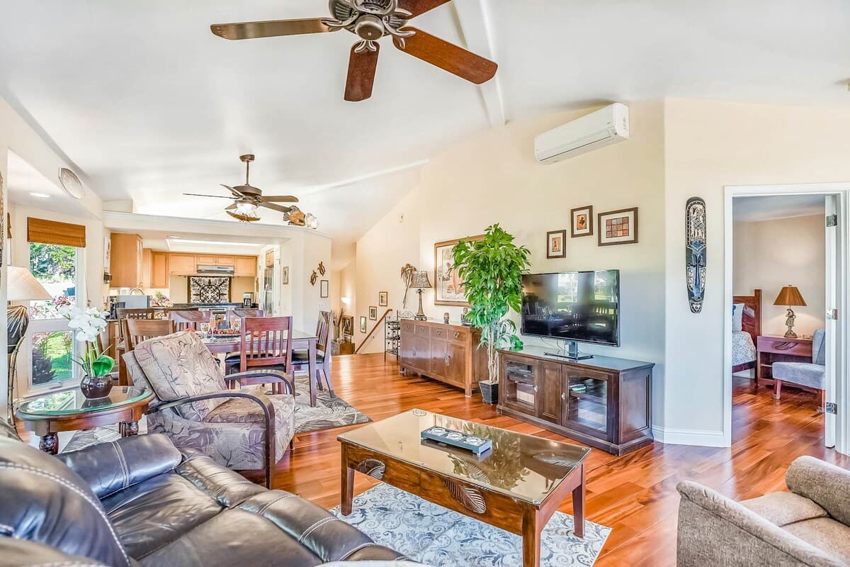 Townhouse in Princeville · ★4.57 · 3 bedrooms · 3 beds · 3 private baths - Photo 4