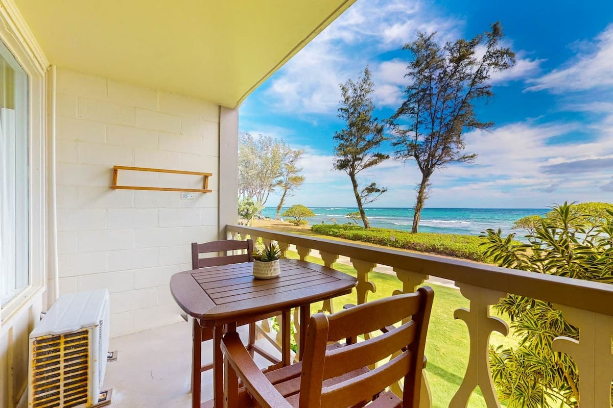 Condo in Kapaa · ★4.85 · Studio · 1 bed · 1 private bath - Photo 3