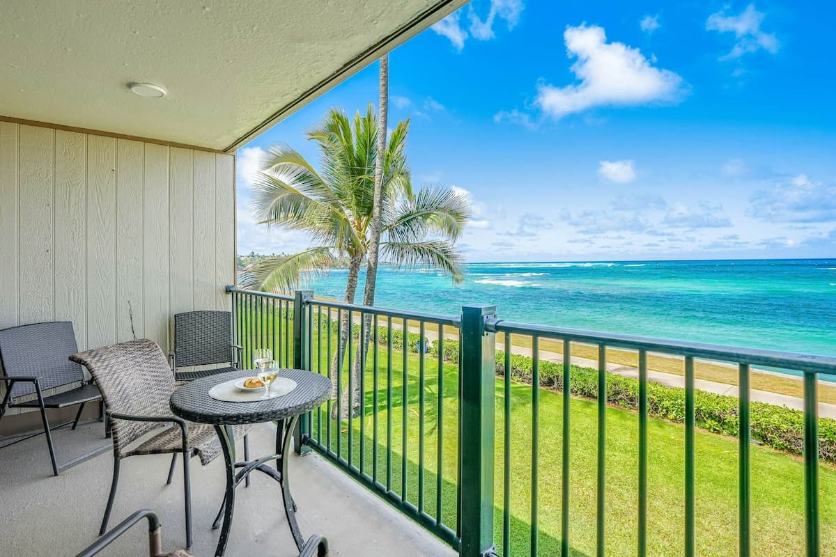 Condo in Kapaa · ★4.74 · 1 bedroom · 2 beds · 1 private bath - Photo 1
