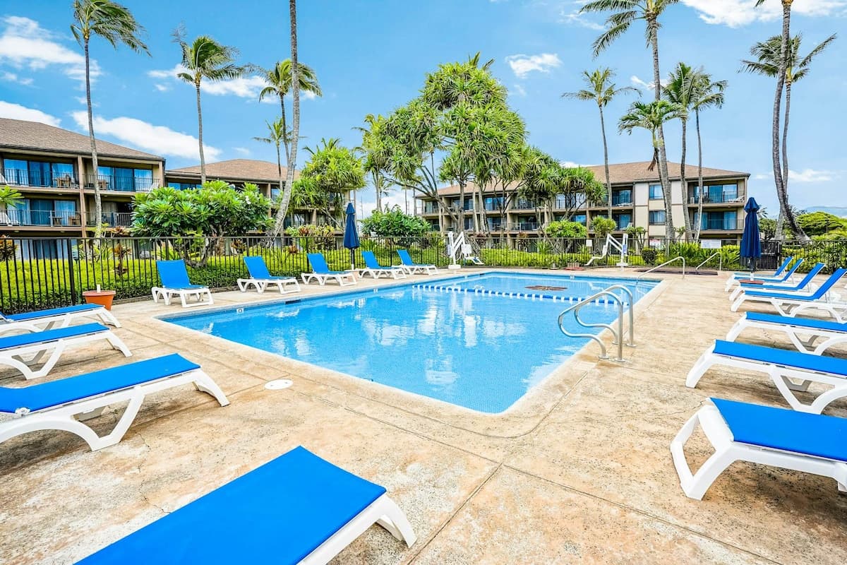 Condo in Kapaa · ★4.74 · 1 bedroom · 2 beds · 1 private bath - Photo 3