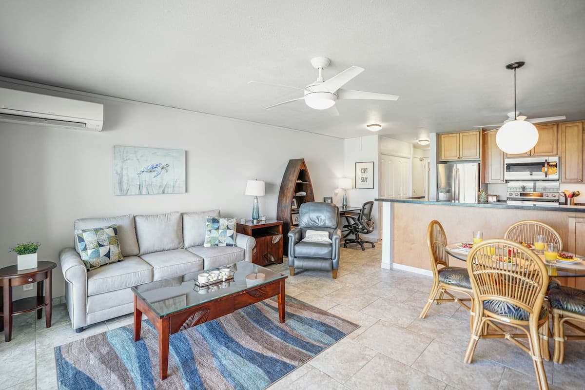 Condo in Kapaa · ★4.74 · 1 bedroom · 2 beds · 1 private bath - Photo 5