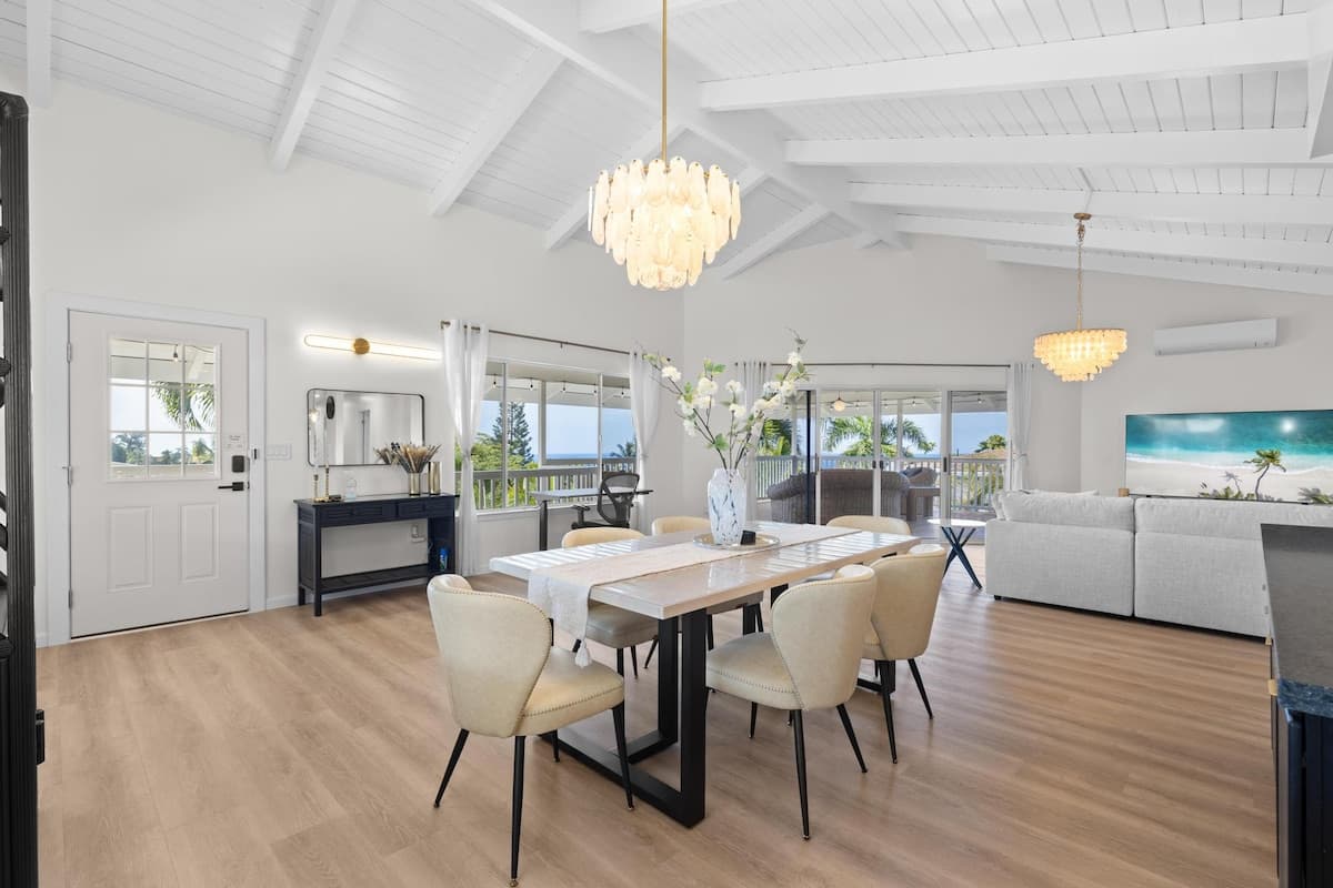 Home in Kailua-Kona · ★4.97 · 3 bedrooms · 4 beds · 2.5 baths - Photo 1