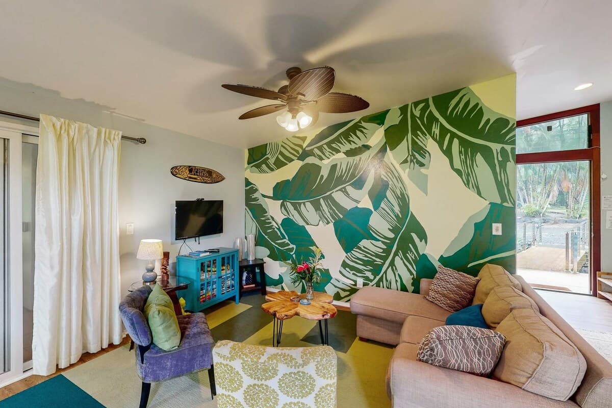 Home in Pahoa · ★4.91 · 2 bedrooms · 2 beds · 2 private baths - Photo 4