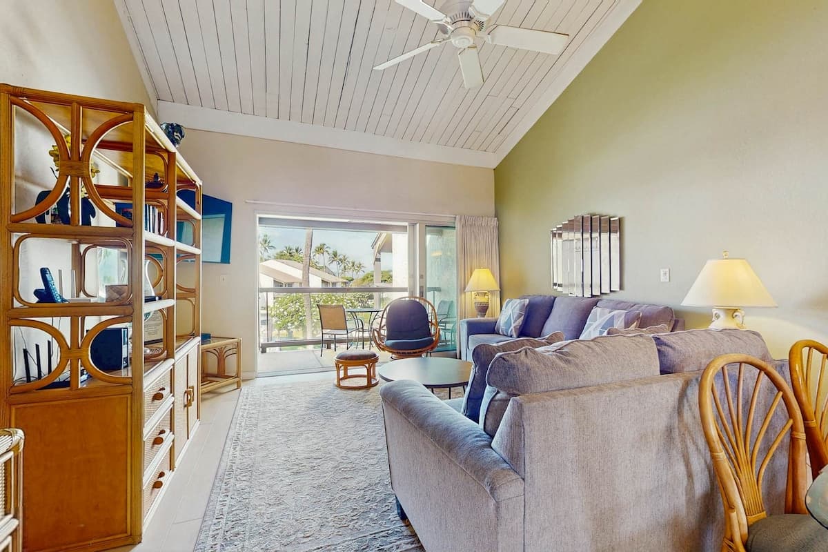 2BR | Pool | Tennis | W/D - Photo 3