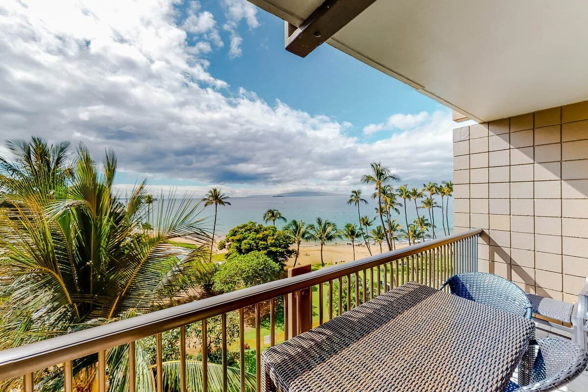 Mana Kai Maui Resort 615a: 1BR Oceanfront | Pool - Photo 1
