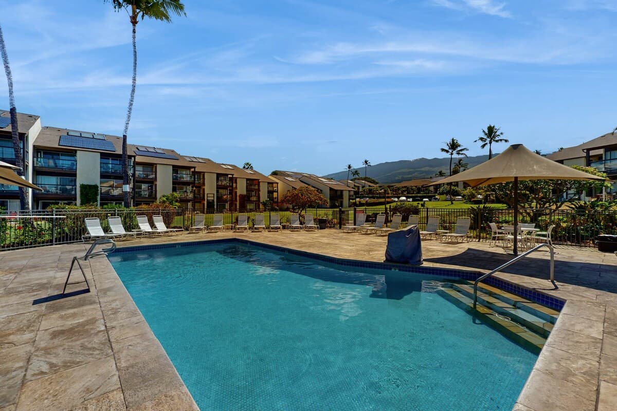 Condo in Kihei · ★4.56 · 1 bedroom · 2 beds · 1 private bath - Photo 3