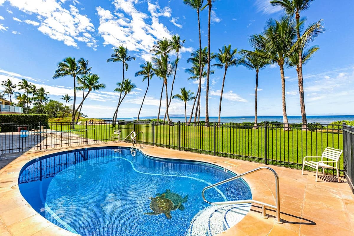 Condo in Kihei · ★4.85 · 1 bedroom · 1 bed · 1 private bath - Photo 3