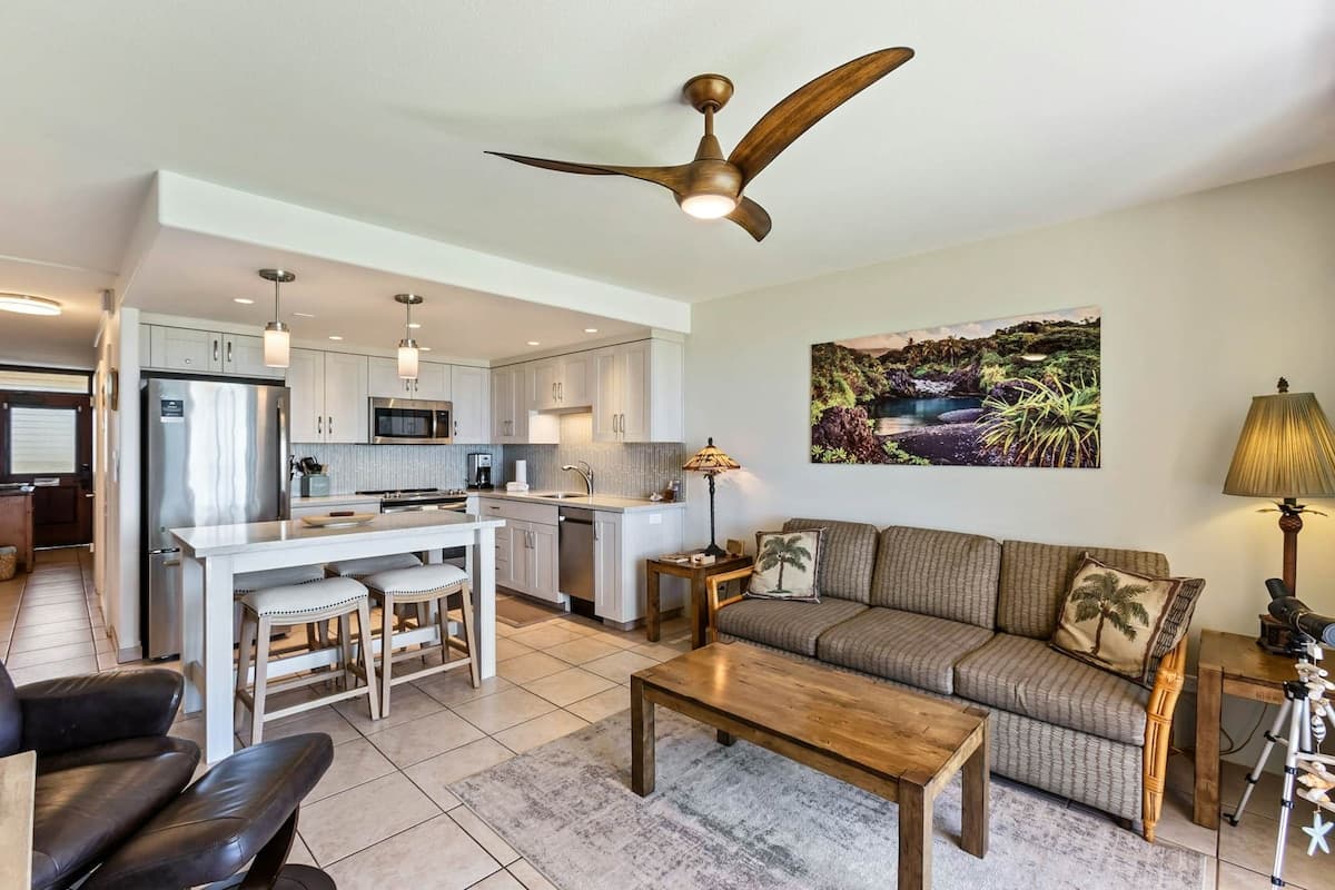 Condo in Kihei · ★4.85 · 1 bedroom · 1 bed · 1 private bath - Photo 5