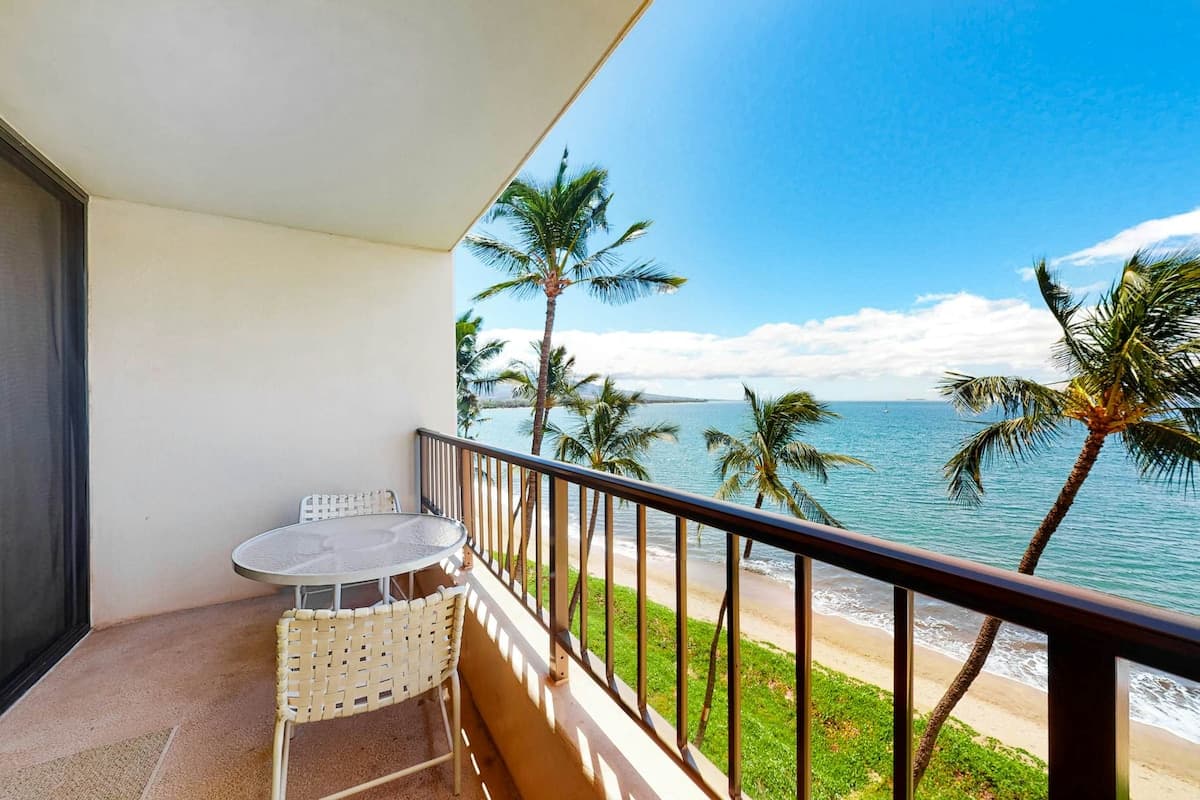 Sugar Beach Resort PH26 1BR Oceanfront, Patio - Photo 1