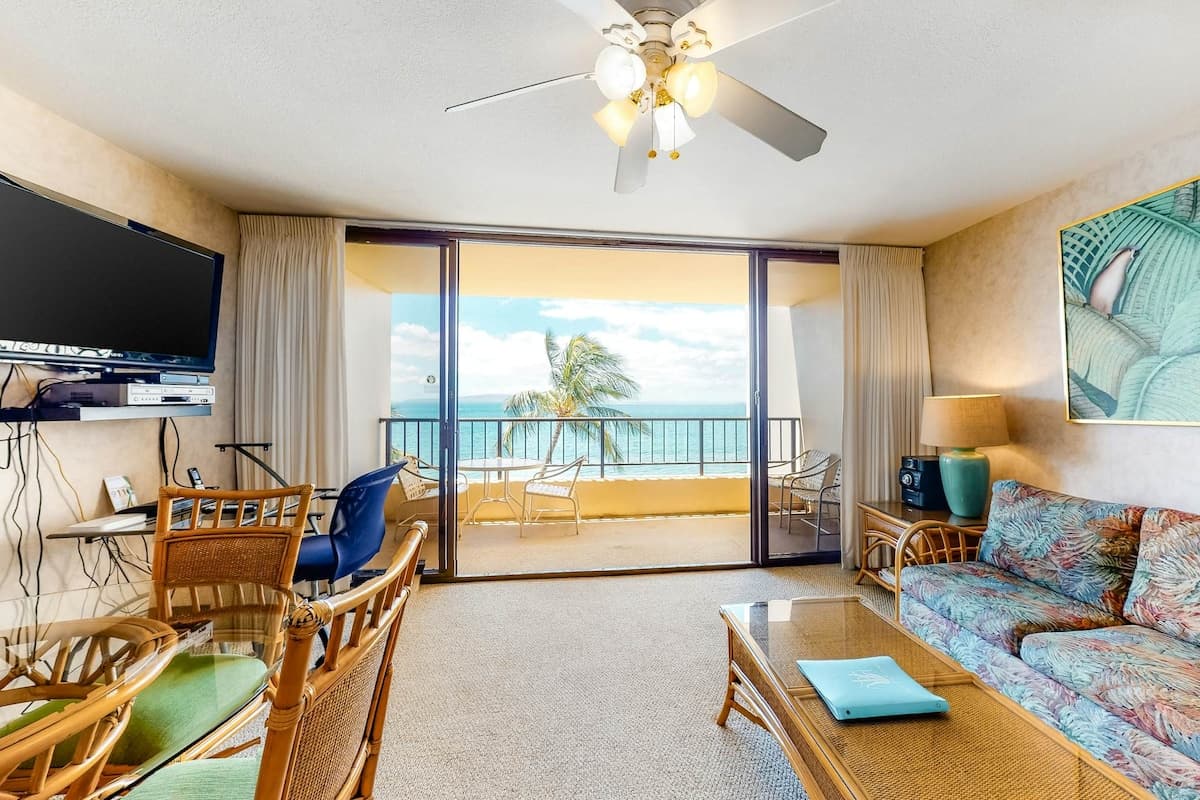 Sugar Beach Resort PH26 1BR Oceanfront, Patio - Photo 3