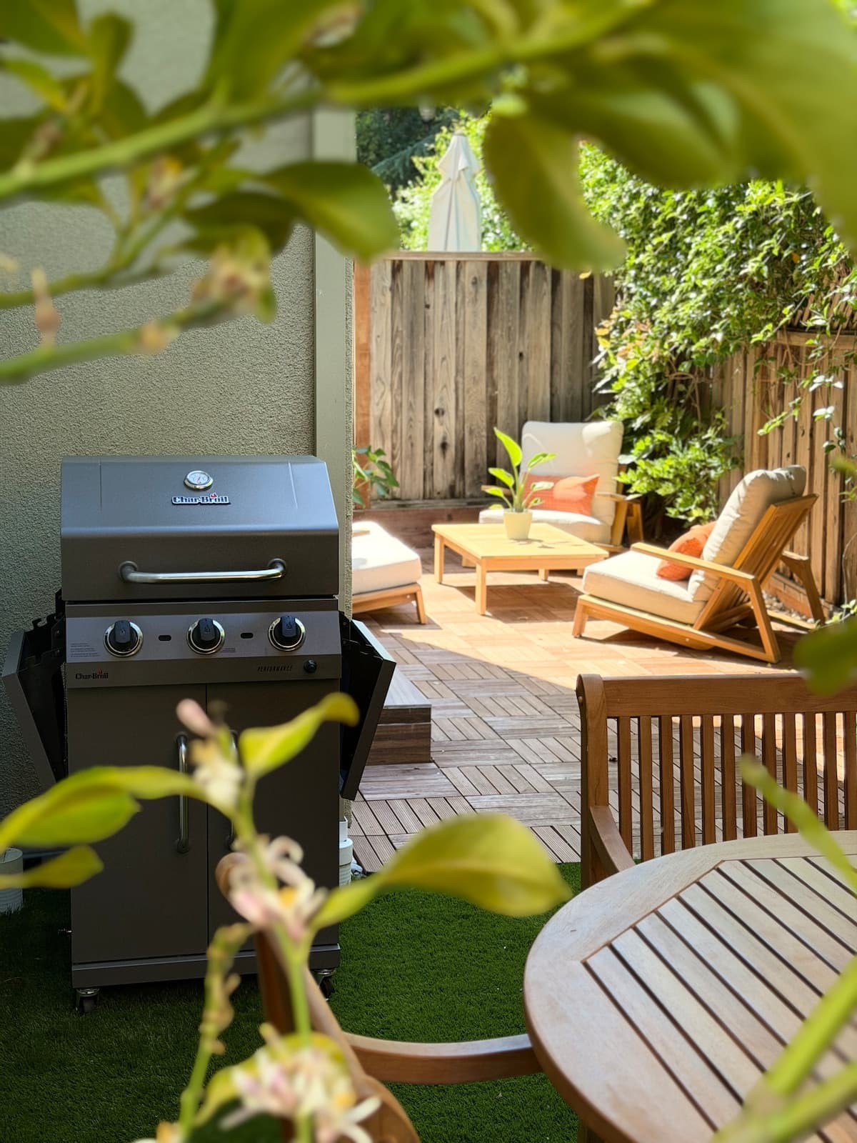 Walkable Los Gatos Home with Pool & Jacuzzi - Photo 1